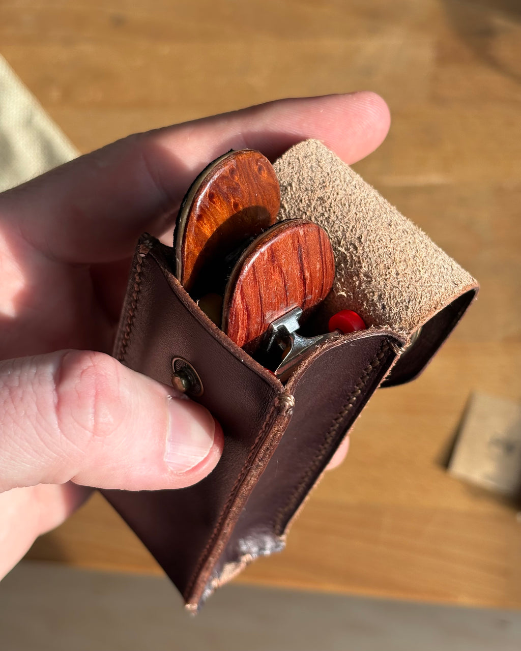 Leather Field Case (Fingerboard Keychain Holder)