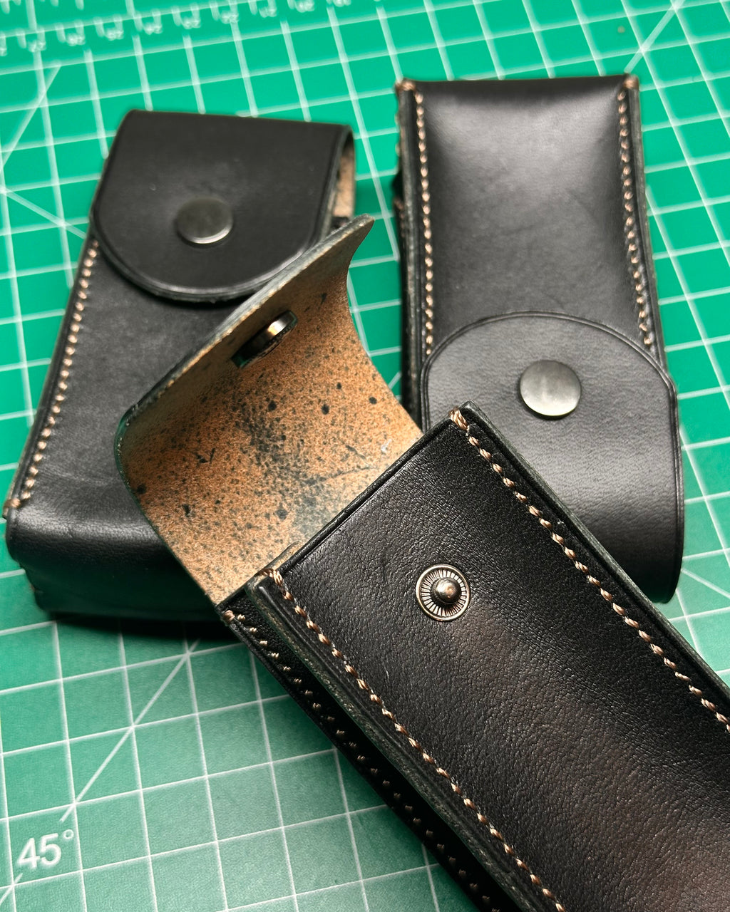 Leather Field Case (Fingerboard Keychain Holder)