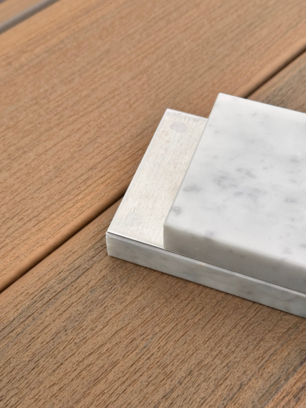 Modular Marble-Metal Fingerboard Pad