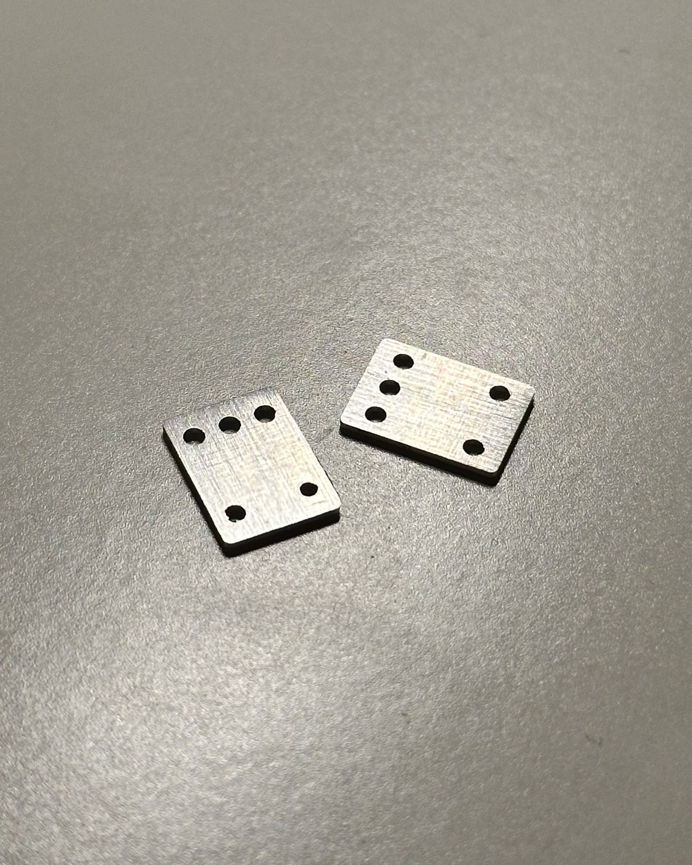 Metal Pro Riser Pads